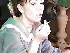 youthful mummy smokes a ciggie